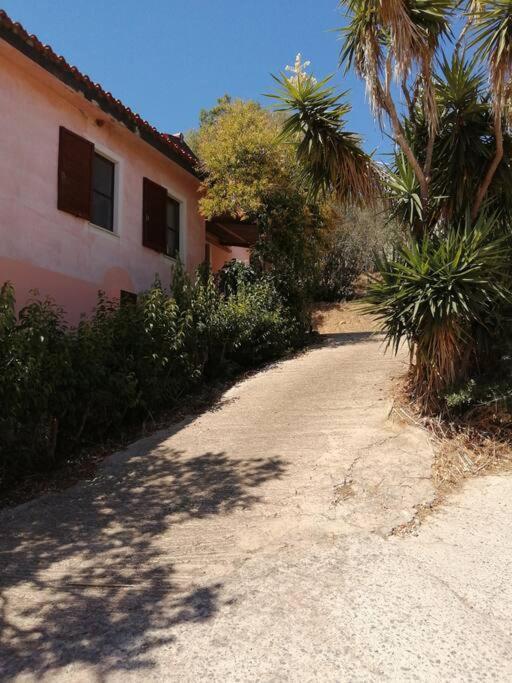 Apartmán Casa Carlo Chia Exteriér fotografie